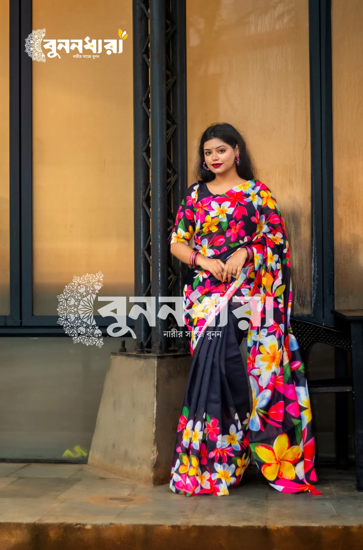 ফ্লোরাল এলিগেন্স শাড়ি - Image 4